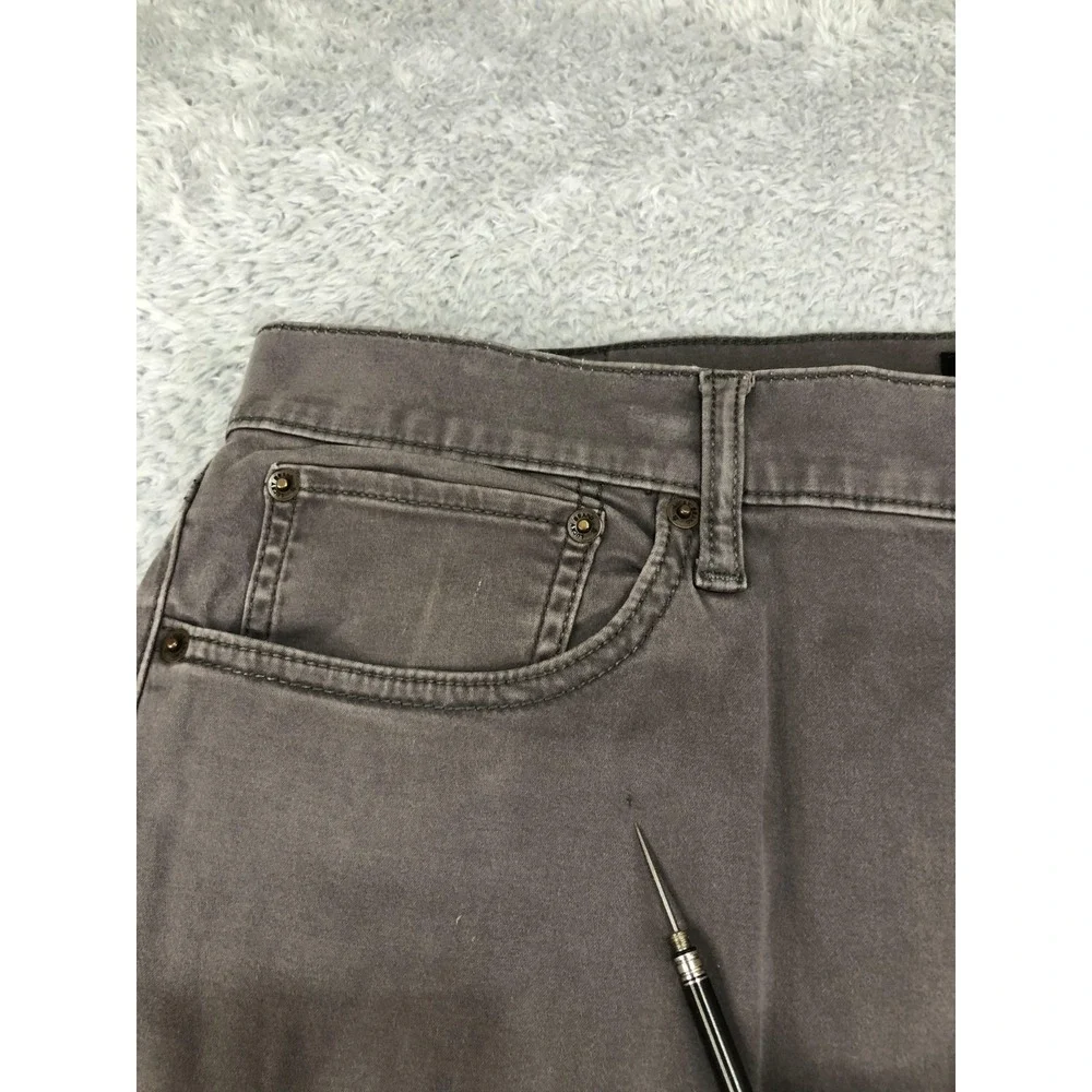 Lucky Brand Jeans Mens 38x30 (Tag 36x30) Brown 121 Slim Straight *Flaw